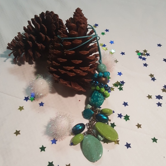 Jewelry - Picture 3 of 4